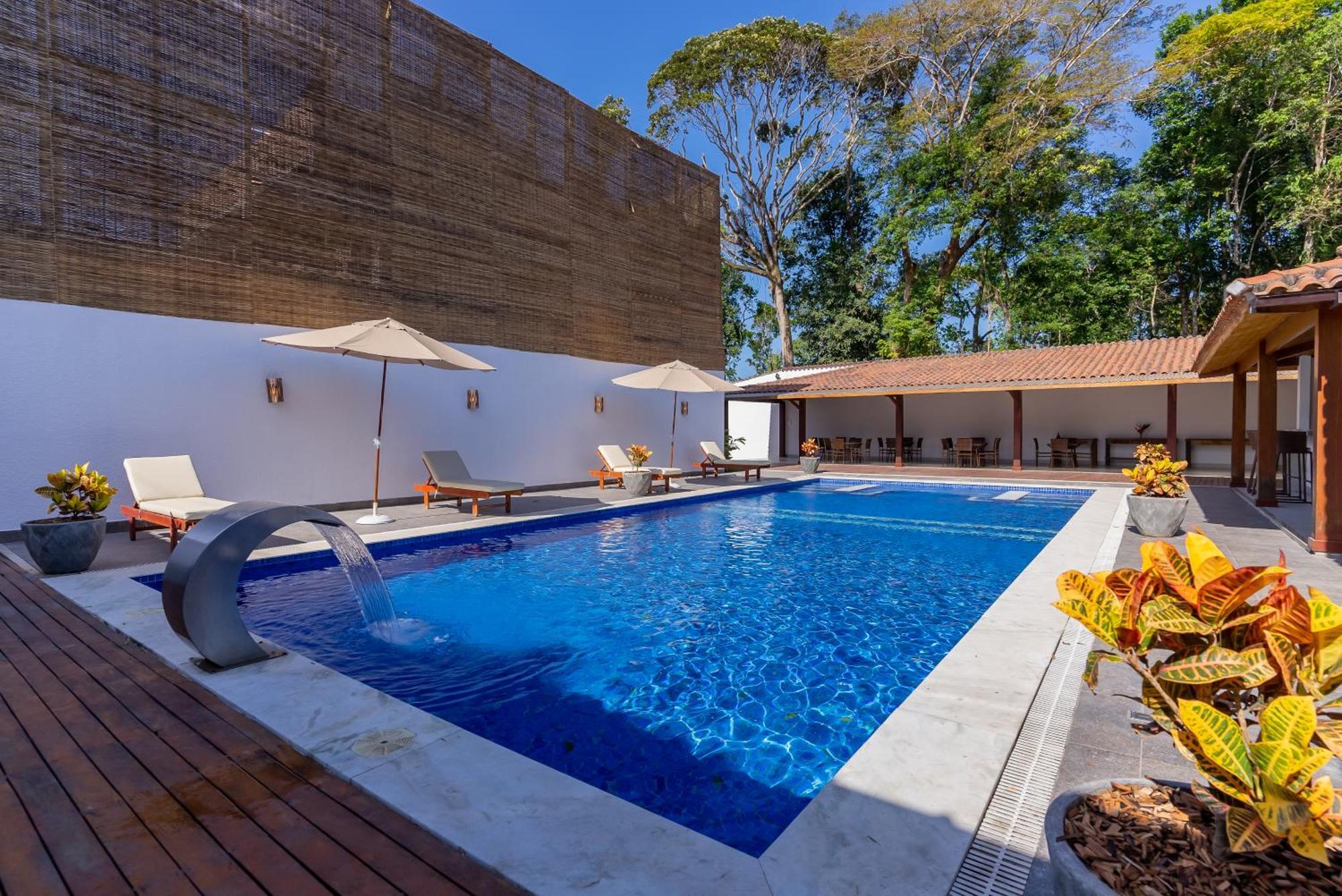 Villa Alexandre Pousada - トランコーゾ エクステリア 写真